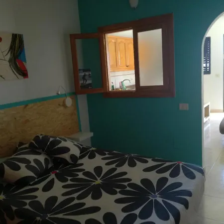 Zapbox Фамара